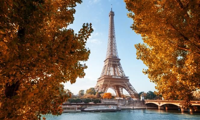 Prepare and Book Your All Saints’ Day Vacation in Paris: Practical Guide for an Unforgettable Stay at Hôtel Observatoire Luxembourg