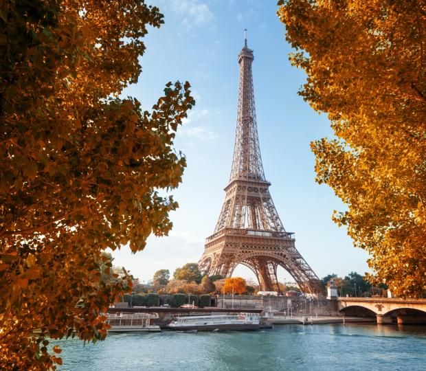 Préparez et Réservez Vos Vacances de la Toussaint à Paris